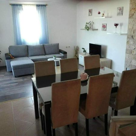 apartman vuleta Razanac Bagian luar foto