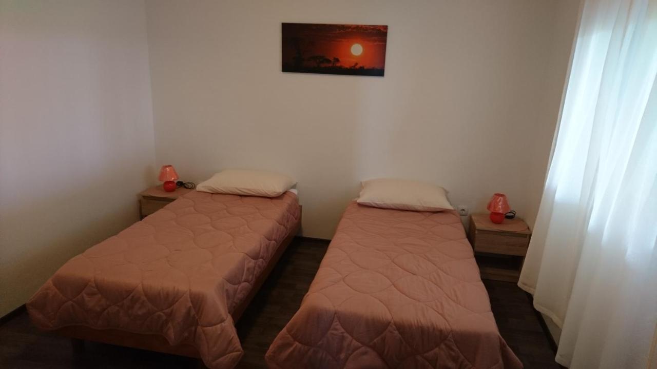 apartman vuleta Razanac Bagian luar foto